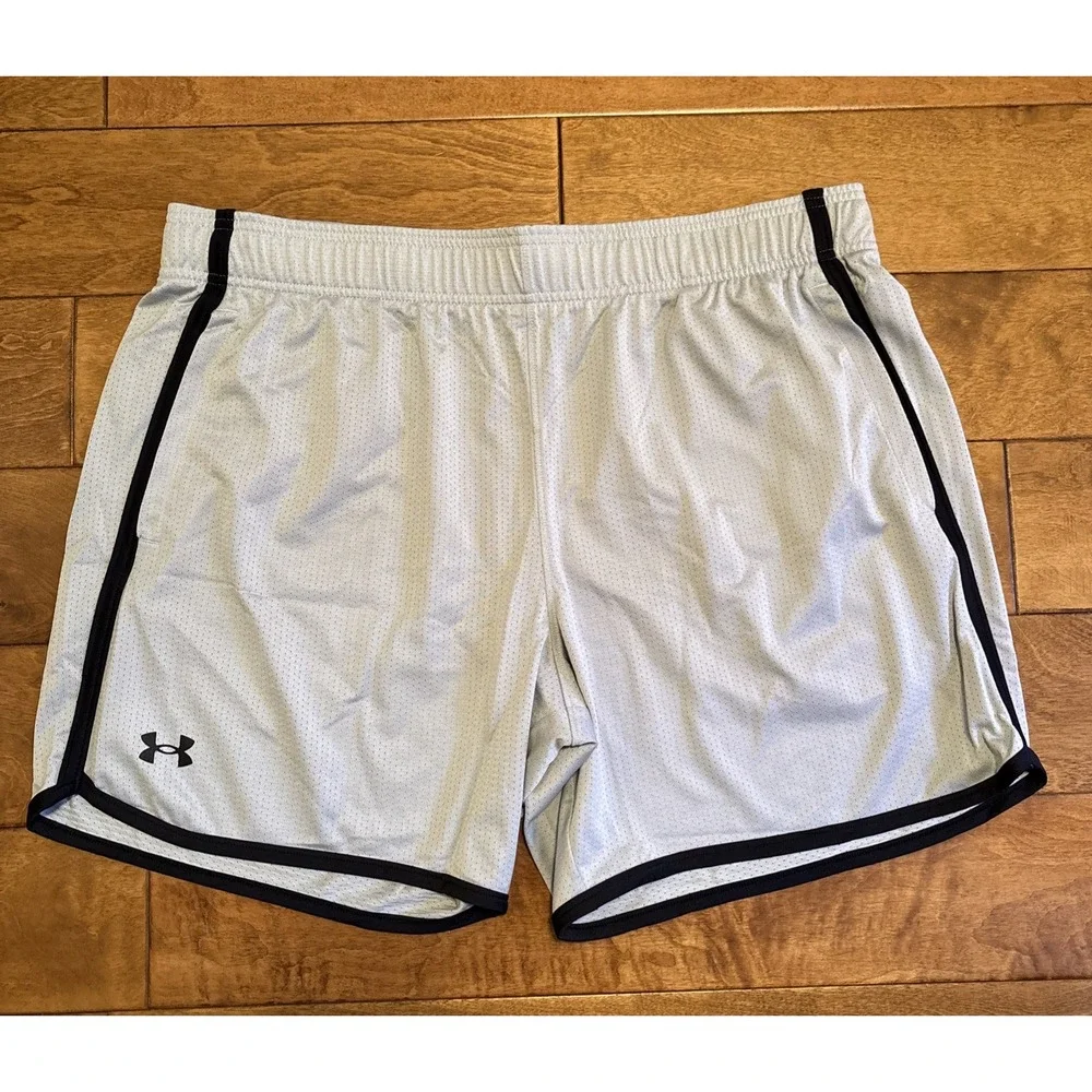 Under Armour Men's Shorts Elevated Knit Sz 2XL Gray Black 1384044-011 Pockets